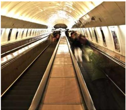 twee roltrappen
